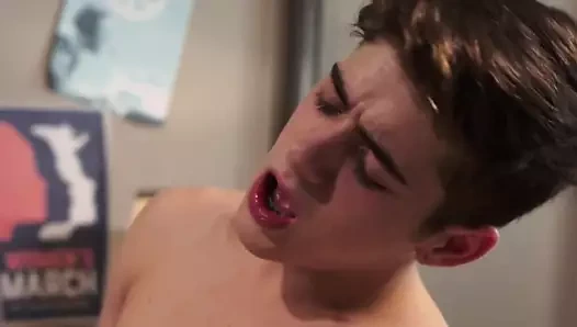 Gay pornosu ( yeni venyveras 5)