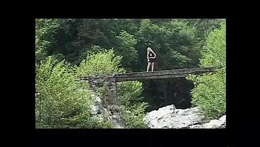 Sahilde ateşli sikiş ve ateşli orgazm. En İyi Nostaljik