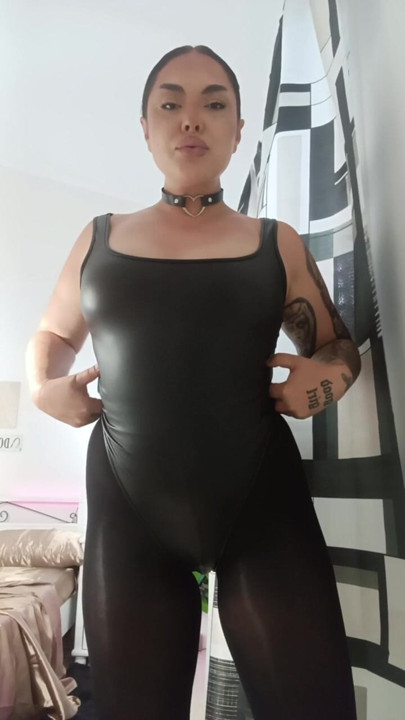 Naughty Step Mom wants to play