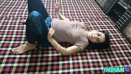 Hintli ev hanımıyla sıkı amcık sikişi