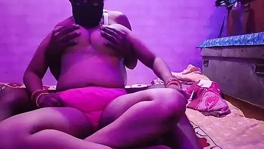 Romantik çiftin tam romantizmli yetişkin filmi