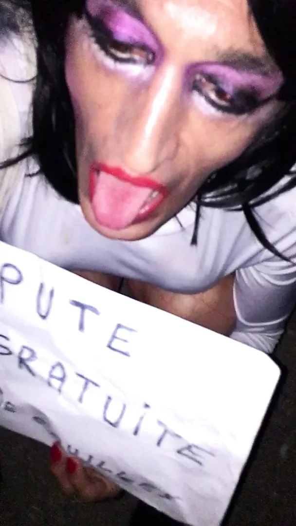 Lea pute gratuite dans les bois