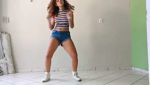 Büyük göt sallama içinde beyaz spandex bölüm 2 hd 790 pt justporn