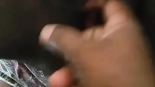 Üniversite öğrencisi ve erkek arkadaşı amcık yiyor performans videoları