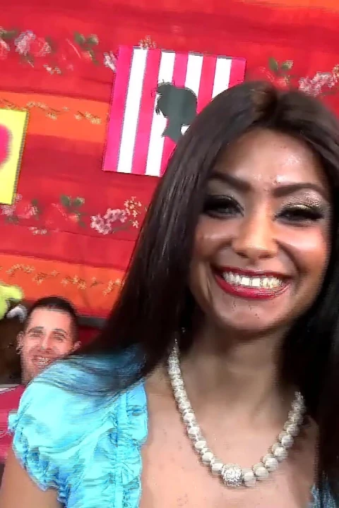 Kıllı amına döl püskürtülür