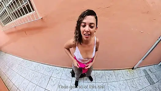 Sigara içerken yakalanan öğrenci kıyafetlerini yırttı ve sikildi