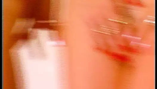 Heisse Lesben Fummelei und Striptease