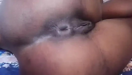 Göt yanaklarımı açıyor anal kasılmalar amımı ovuyor