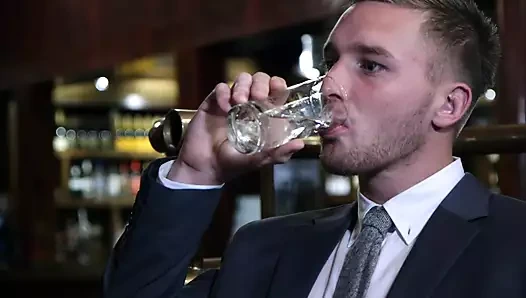 Yarakla ateşli döl emmeyi seven fahişeler - bölüm #2