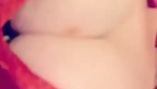 boşalmak oyun üzerinde göğüsleri