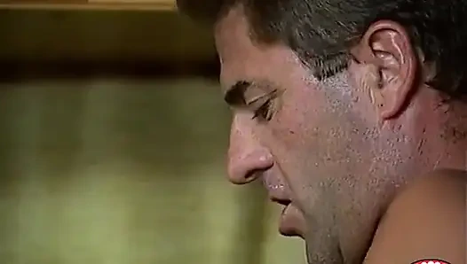 Tabu film klasiği: tatil sikişi