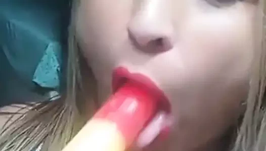 Loper 6 lo chupa el helado