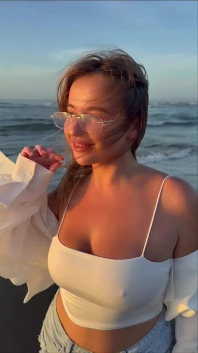 Sarışın seni özledi! Ve onu özledin? Abone olmak! 😇