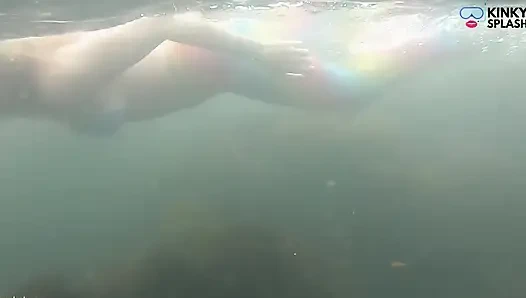 Deniz kızı görüldü! Lost Cove'da ıslak Karşılaşma