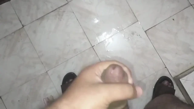 Young Desi Boy Masturbates in Washroom