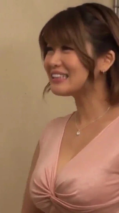 En yüksek puanlı teslimat hizmeti sunan evli kadının itirafı, komşu öğrenene kadar kocasından saklanan bir sır | Klip 1