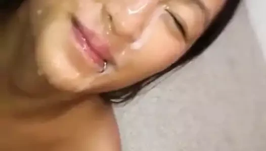 Asyalı yüze boşalma 11