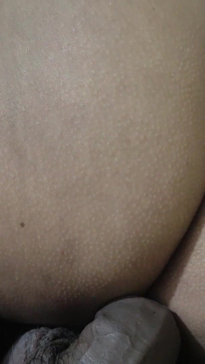 Sevimli porno videosu Hintçe ses seks odada susyy beyaz etek giyiyor ve amını açıyor | Klip 3