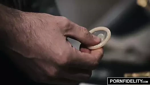 Pornfidelity – Bridgette b james deen tarafından kullanılıyor