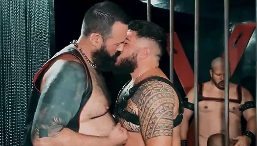 Bukakke Bear grup seks partisi sitges fragman