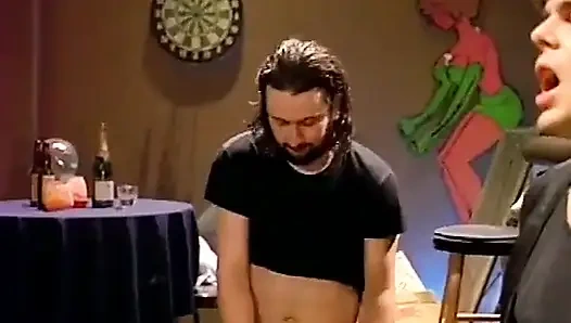 Jessica Rizzo erkek delisi sürtüklerle iki sahne sunuyor