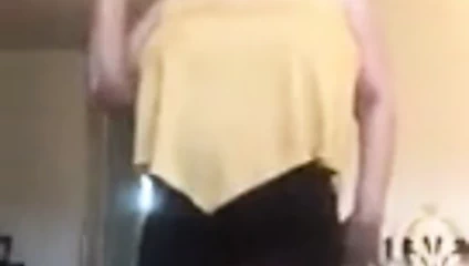 Berry güzel göt dansı 2