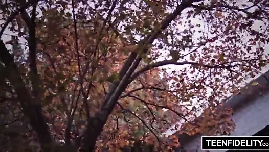 Teenfidelity goth genç yhivi kıllı kedi dolu ile jizz