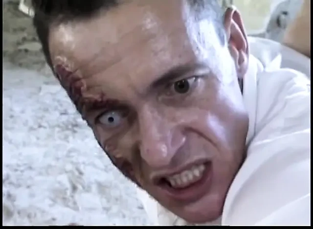 Sarışın için anal seks ve sert yumruk sokma