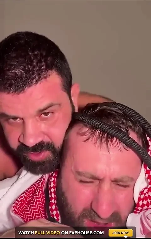 Şeyh büyük üvey babası tarafından sikiliyor
