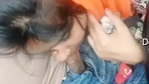 Desi eş ne ​​araba beni arazi liya