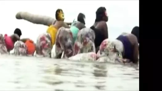 İri güzel adalı kızların götü patlıyor!ön