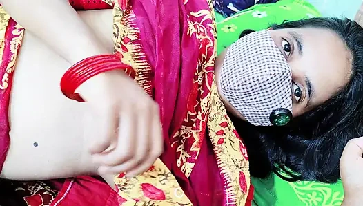 Yaramaz üvey anne üvey oğlu Desi Saree'i nasıl tatmin edeceklerini biliyor üvey anne sikişi xxx