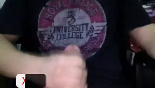 Sıcak Suudi iri mastürbasyon kapalı ve sağladım - Arap gay