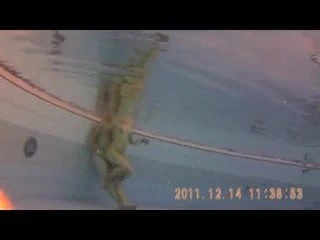 Güzel ve çıplak sualtı