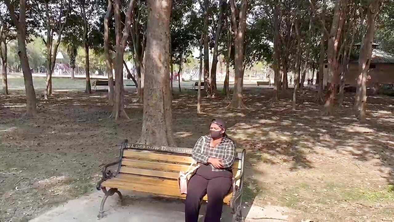 Sundar desi ki chodai, Sundar teyze ki chudai