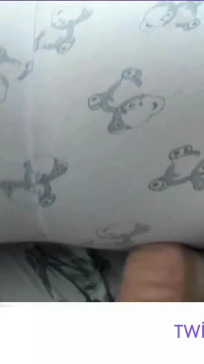 Pijamalı mastürbasyon - amımı okşuyor- Türk pornosu- büyük göt- Türk orta yaşlı seksi kadın- deve toynağı - pijamalı domalma | Klip 3