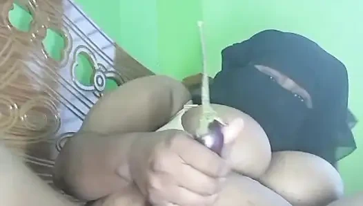 Brinjal'ı da ekledim ve yanma hissini bastırdım.