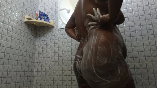 desi girl shower bathroom hoti