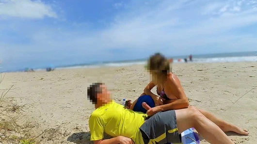 Herkesin önünde halka açık boşalmalar