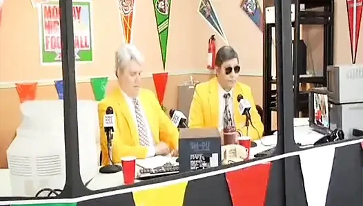 Yarıda hakem odasında ne oluyor