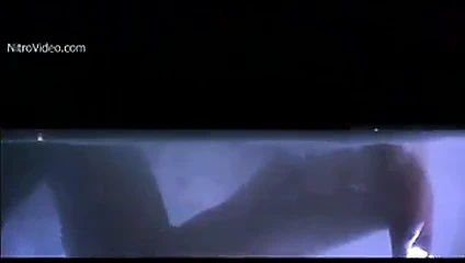 Celeb pamela anderson her zamanki gibi seksi