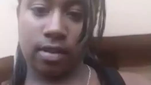 Sevimli kız selfies 2 yapıyor