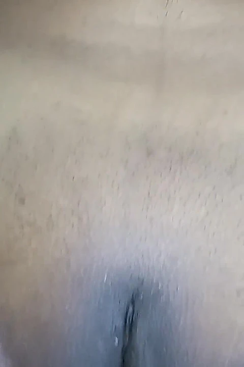 18 yaşında!! Parmak!! İnanılmaz tıraşlı amcık