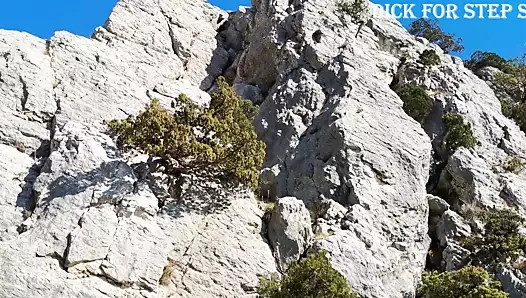 Doğada, dağlarda bir kızı becerdim