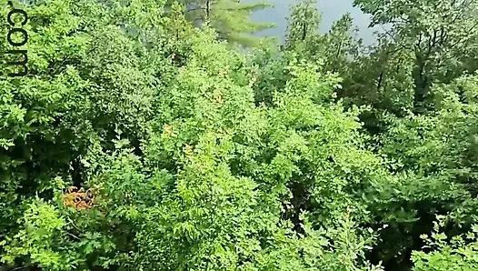 Scarlet Winters mahalledeki arkadaşının yarağını emiyor