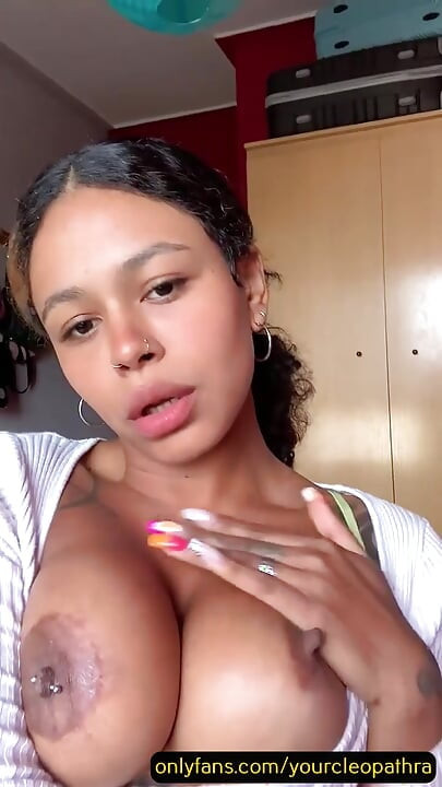 slut ebony tiktok nude leaked
