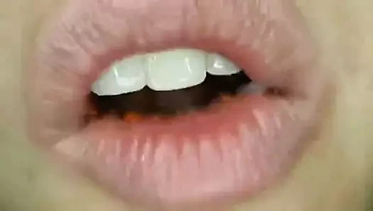 Tanrıça durdurulamaz dev