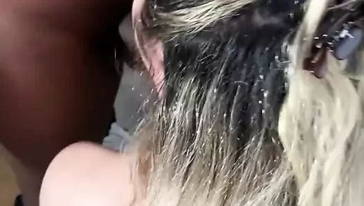 İlk boynuzlu deneyimimizden sonraki sabah daha fazlasını istedi