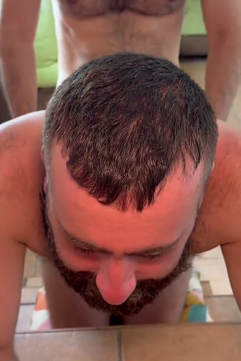 Sert sikişten kaçamaz