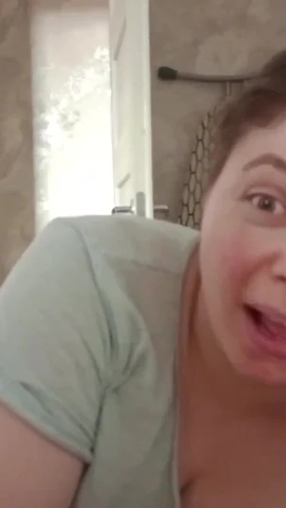 "Şey, emmeyi seviyorum. Bu konuda hiçbir şey yapamam."